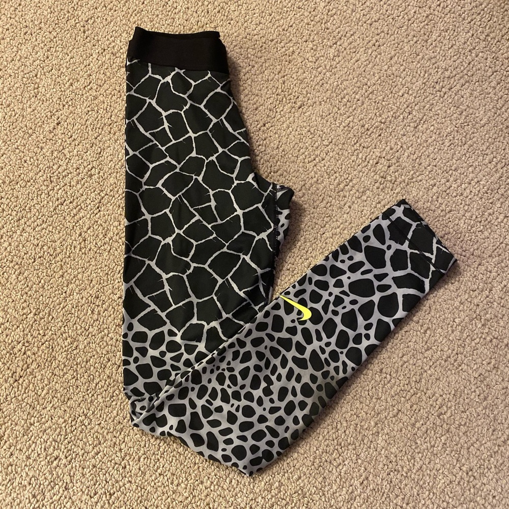 Nike leggings